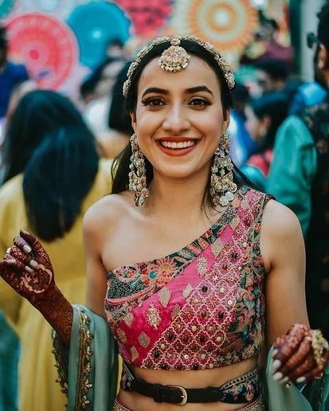 51 Trendy Blouse Designs for Indian Women: Amazing Blouse Designs