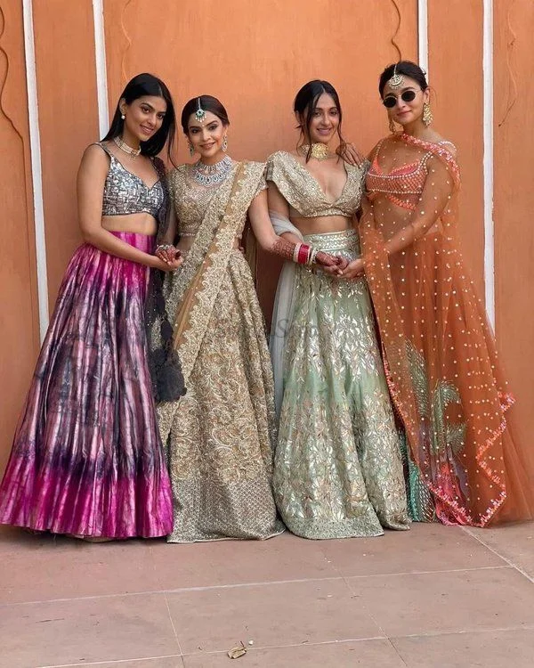 Anarkali Dress for Wedding Guest: 21 Stunning Anarkari Wedding Dress
