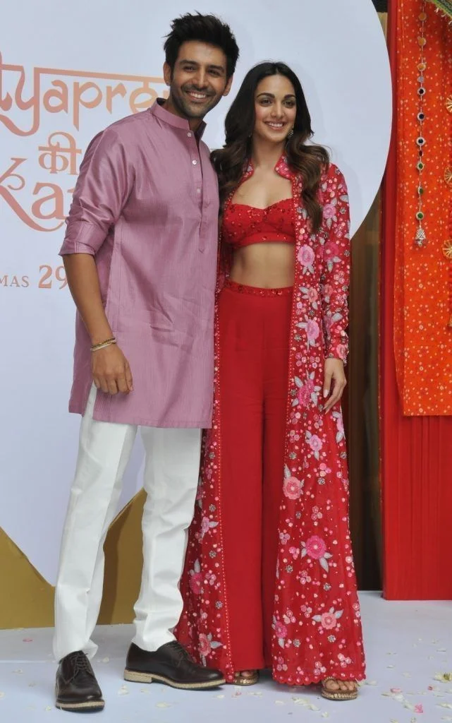 What is Indo Western Outfit: 25 Best Trendy Indo Western Outfit for Indian Women